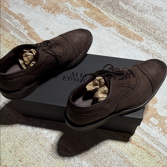 Allen Edmonds Dark Brown Leather Oxfords - Picture 1 of 7